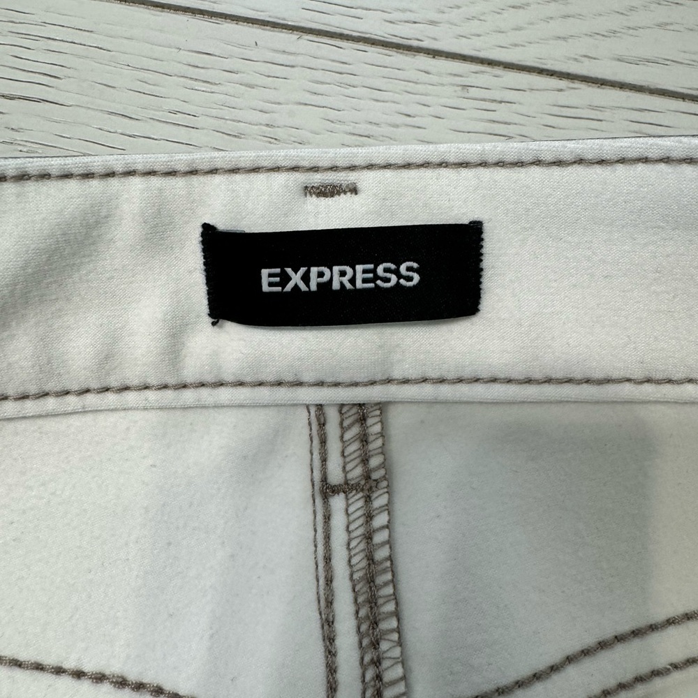 Express pants - Picture 8 of 12